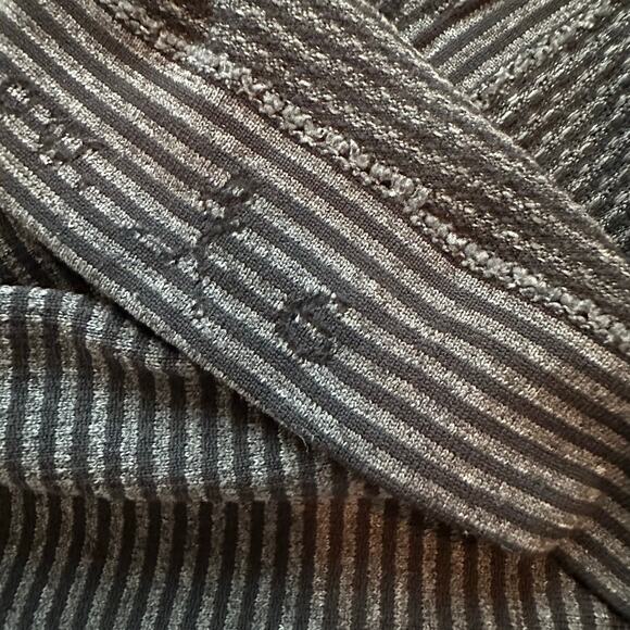 Lululemon gray and black striped Swiftly Tech tank top size 6 - Picture 8 of 11